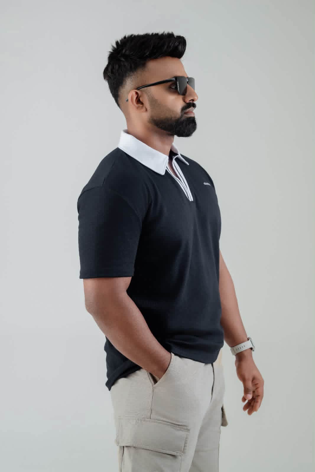 Monochrome polo