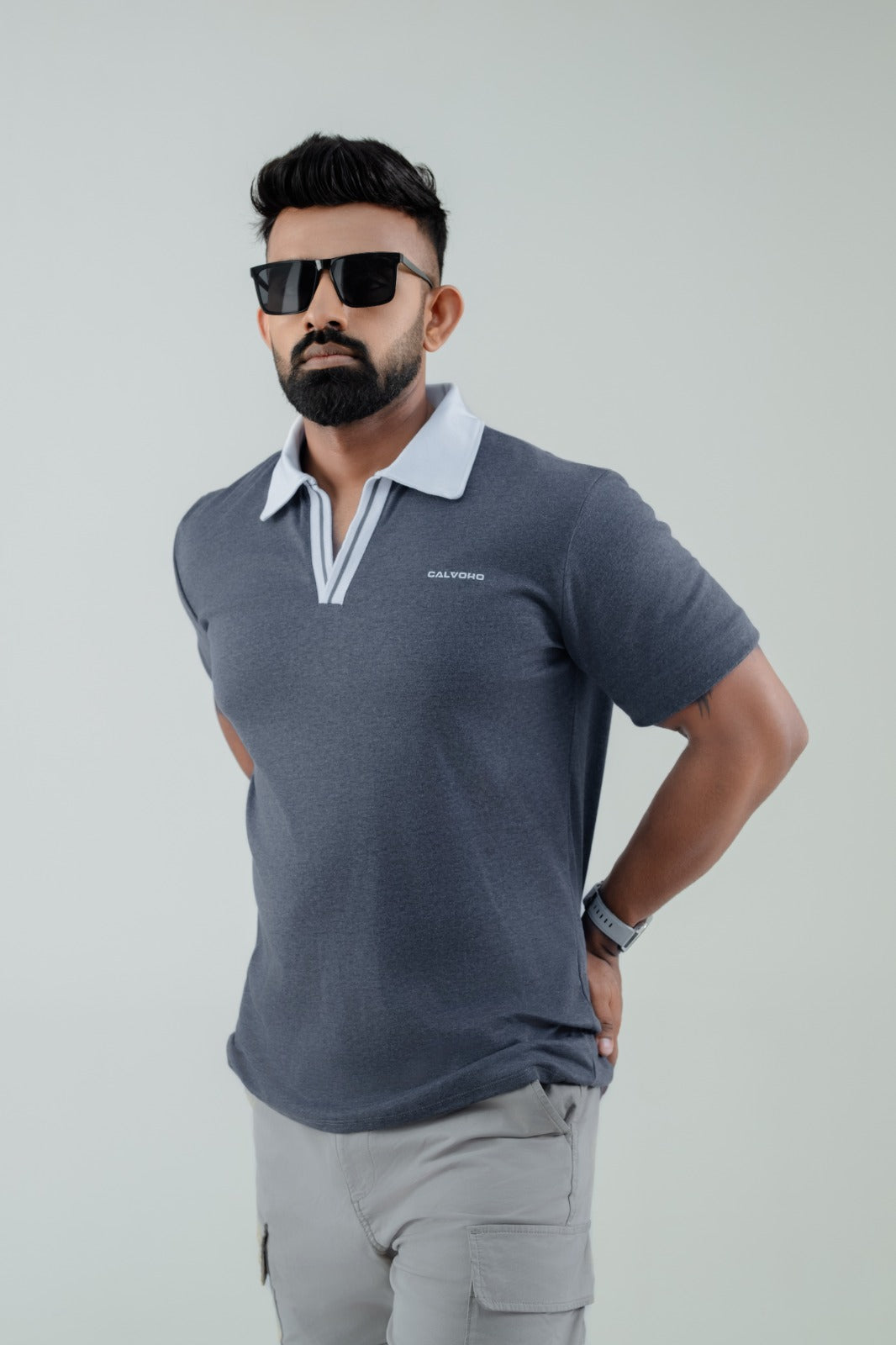 Monochrome polo